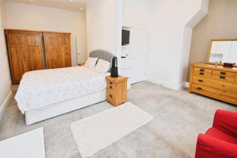 Birchwood Mews, Bishops Stortford... 2 bed apartment for sale