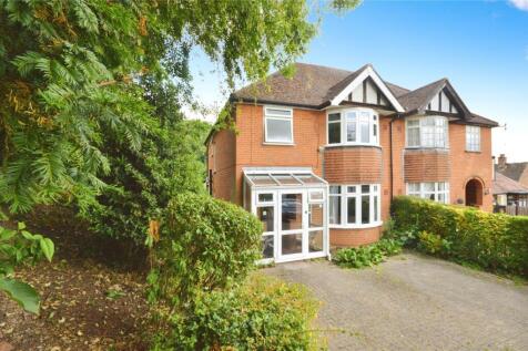 Wrenbrook Road, Bishops Stortford... 3 bed semi