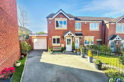 Teddesley Way, Huntington 2 bed end of terrace house for sale
