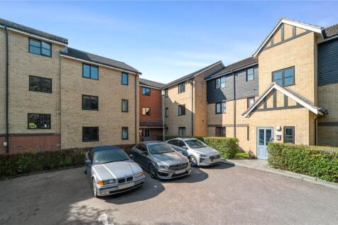 Horn Book, Saffron Walden, Essex, CB11 2 bed apartment for sale