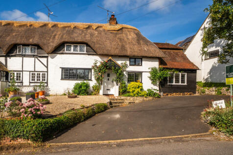 4 bedroom semi-detached house for sale