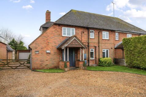 4 bedroom semi-detached house for sale
