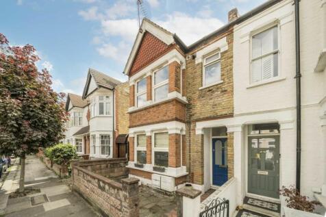 Elthorne Avenue, London W7 3 bed flat for sale