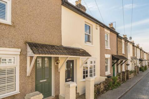 St. Andrews Road, London W7 2 bed house for sale
