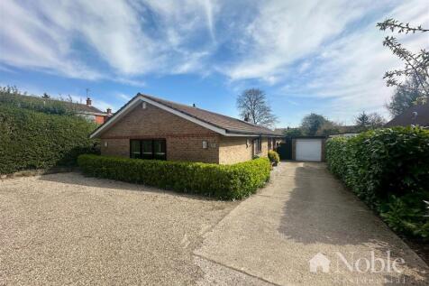 4 bedroom detached bungalow for sale