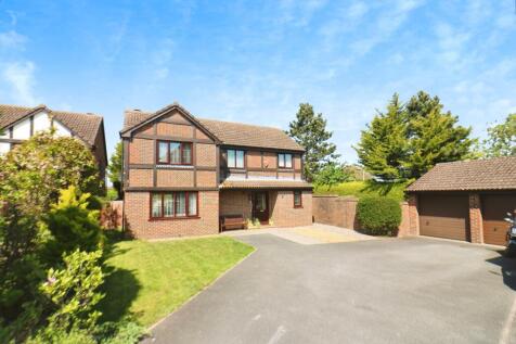 Mendlesham, Welwyn Garden City, AL7 4 bed detached house for sale