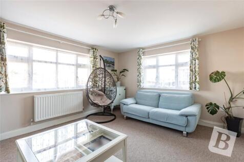 Cadiz Road, Dagenham, RM10 3 bed detached bungalow for sale