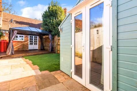 1 bedroom cottage for sale
