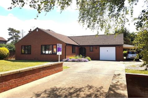 3 bedroom detached bungalow for sale