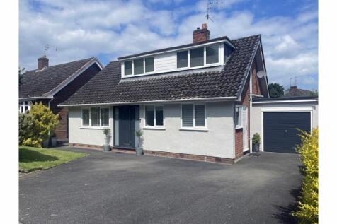 3 bedroom detached bungalow for sale