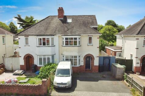 4 bedroom semi-detached house for sale