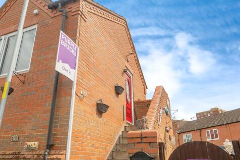 2 bedroom coach house for sale