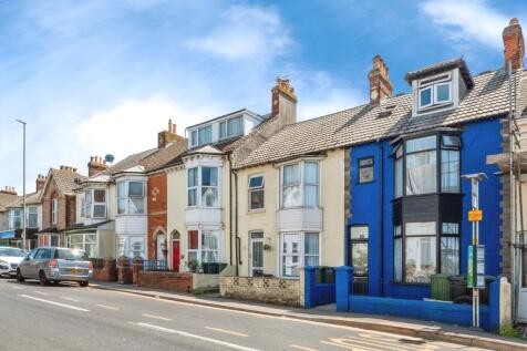 5 bedroom terraced house for sale