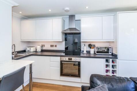 1 bedroom flat for sale