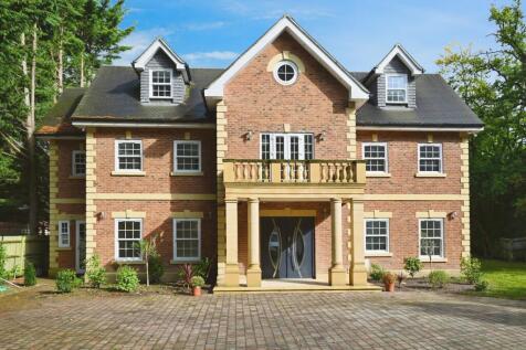 7 bedroom detached house for sale