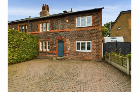 4 bedroom semi-detached house for sale