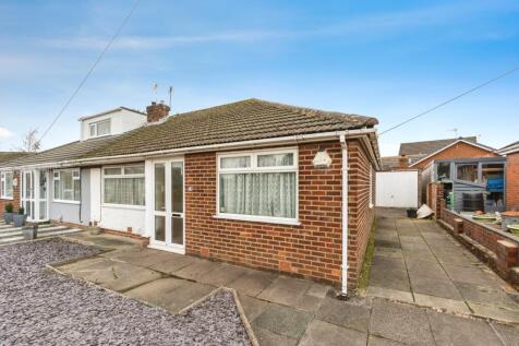 3 bedroom semi-detached bungalow for sale