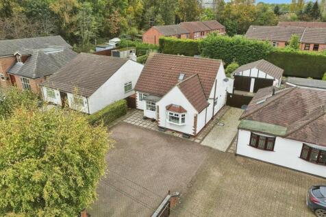 4 bedroom detached bungalow for sale