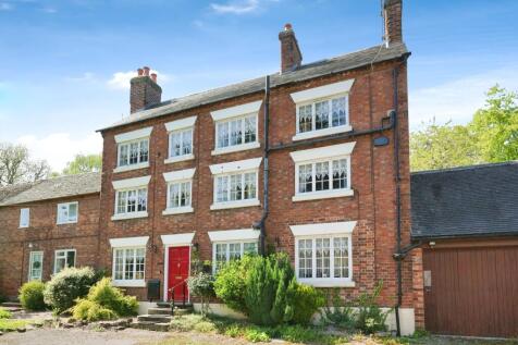 4 bedroom semi-detached house for sale