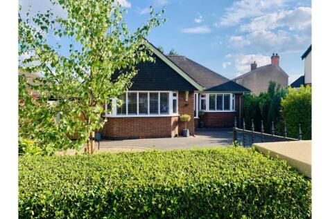 2 bedroom detached bungalow for sale