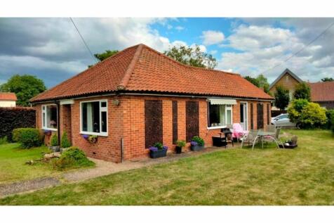 4 bedroom detached bungalow for sale