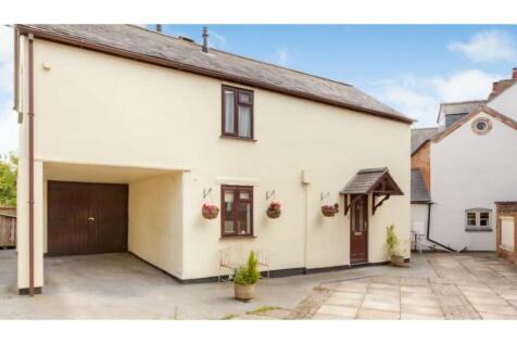 2 bedroom cottage for sale