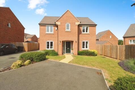 3 bedroom detached house for sale