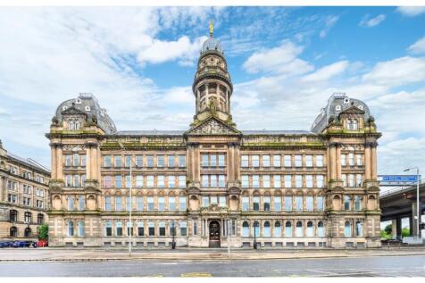 3 bedroom flat for sale