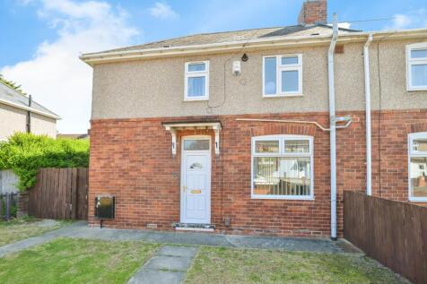 2 bedroom semi-detached house for sale