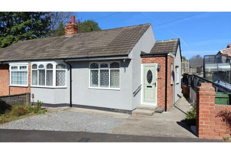 2 bedroom semi-detached bungalow for sale
