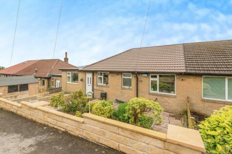 4 bedroom semi-detached bungalow for sale