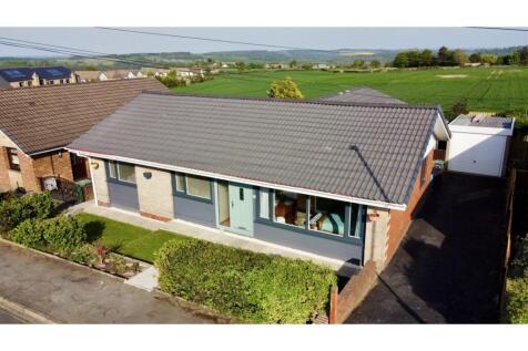 4 bedroom detached bungalow for sale