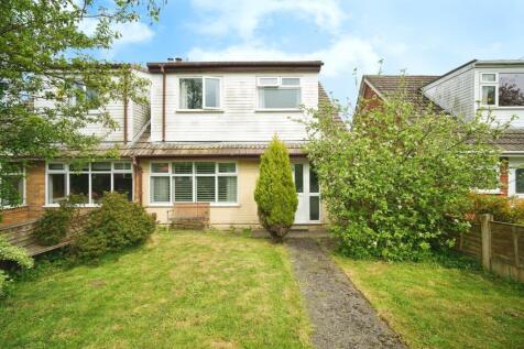 4 bedroom semi-detached house for sale