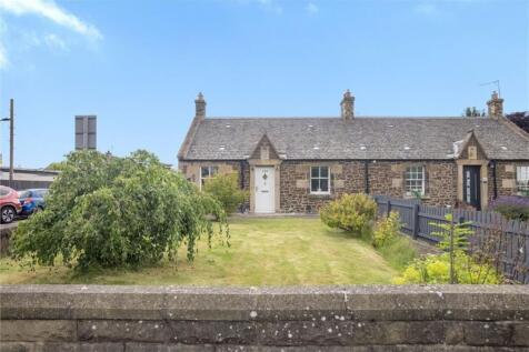 140 Glasgow Road, Corstorphine... 3 bed semi