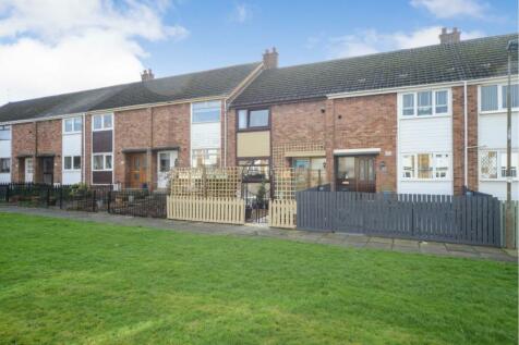 2 bedroom terraced house for sale