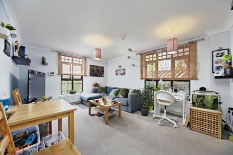 1 bedroom flat for sale