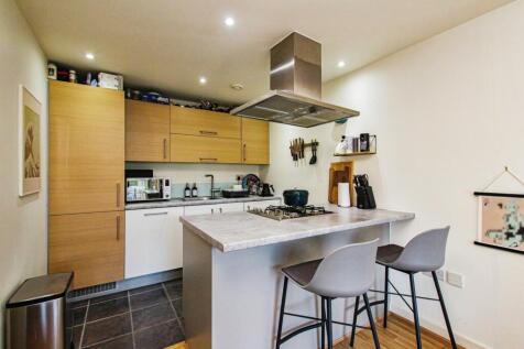 1 bedroom flat for sale