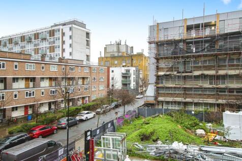 2 bedroom maisonette for sale