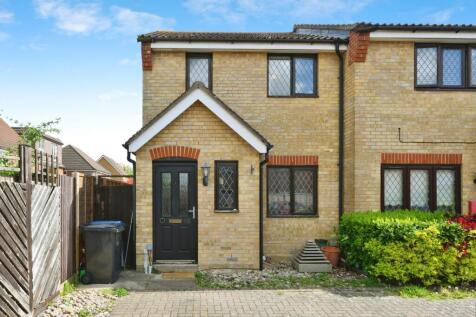3 bedroom end of terrace house for sale