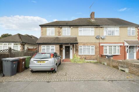 3 bedroom semi-detached house for sale