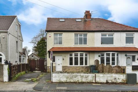 5 bedroom semi-detached house for sale