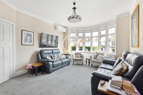 5 bedroom semi-detached house for sale