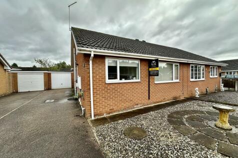 2 bedroom semi-detached bungalow for sale