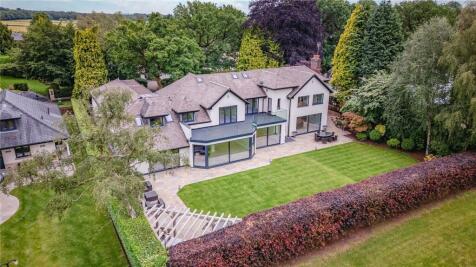 6 bedroom detached house for sale