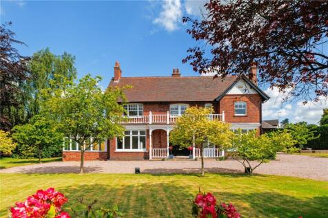 5 bedroom detached house for sale