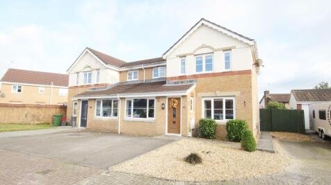 Clos Ynysddu, Pontyclun, CF72 9WQ 3 bed semi