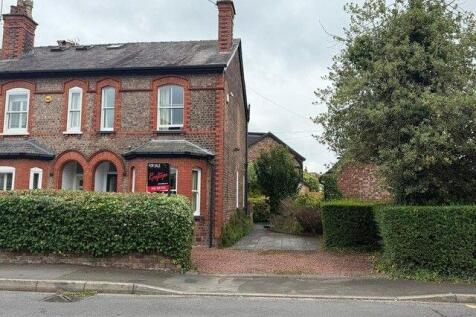 2 bedroom end of terrace house for sale