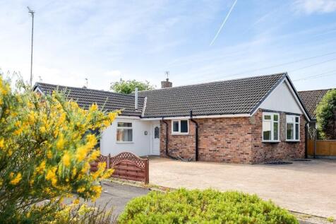 3 bedroom detached bungalow for sale