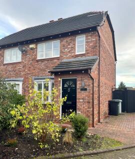 2 bedroom semi-detached house for sale