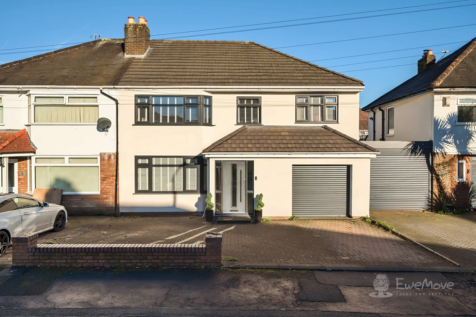 Barrowfield Road, Eccleston, St.... 4 bed semi